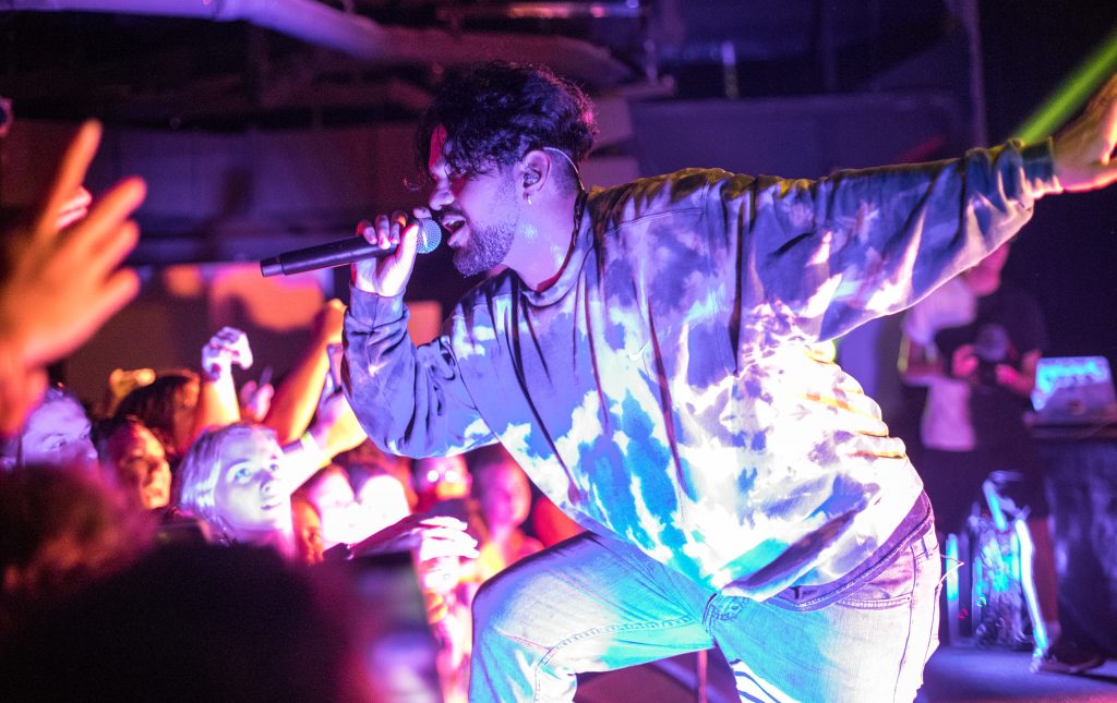 Aries Brings His YouTube Stylings Live in DC – StayUp.News